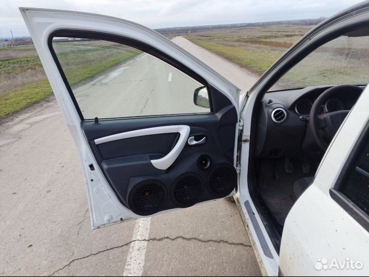 Подиумы Renault Logan (различные модификации) SG