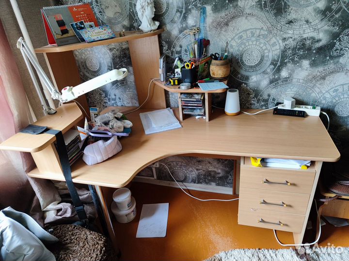 Компьютерный стол