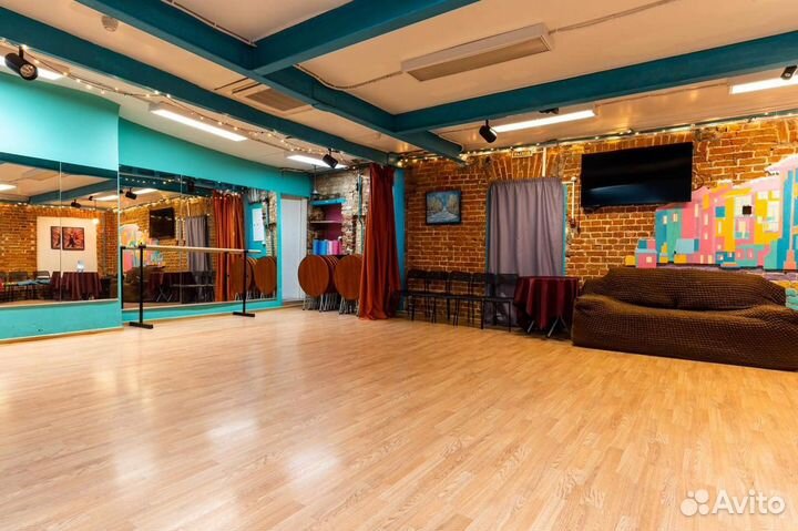 Лофт, для вечеринок, тренингов (почасовая аренда)