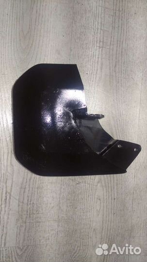 Брызговик задний правый Форд Транзит 2014+