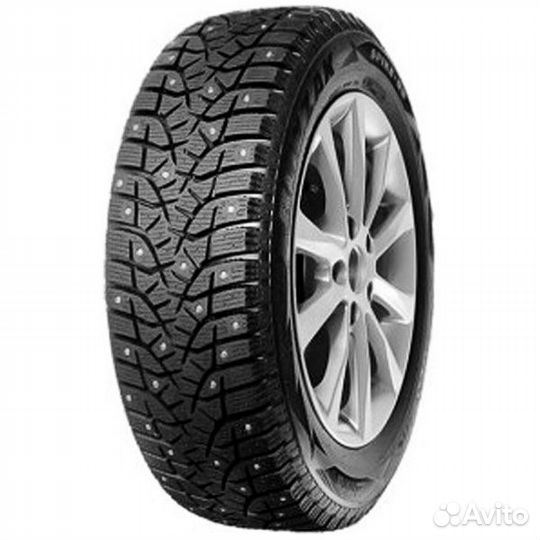Bridgestone Blizzak Spike-02 235/45 R17