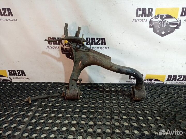 Рычаг задний верхний правый R