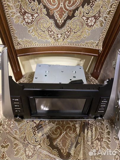 Штатная магнитола на toyota camry 55