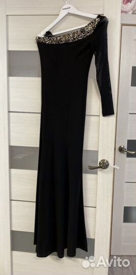 Платье нарядное