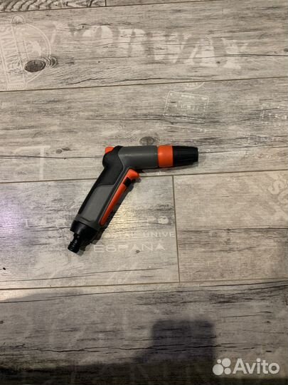 Пистолет садовый Gardena