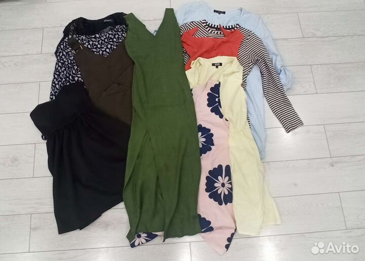 Женская одежда 42-44 размер
