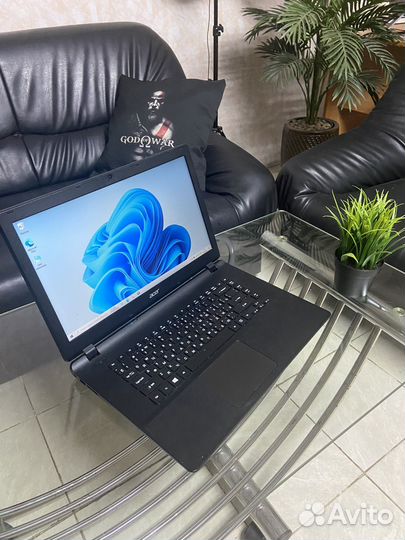 Мощный ноутбук AMD 4ядра 8GB RAM SSD