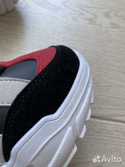 Кроссовки Fila