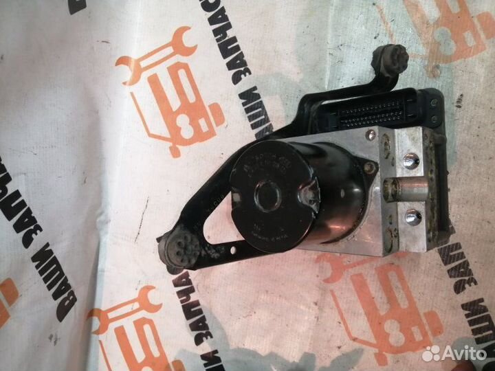 Блок ABS Bmw X5 E70 2011