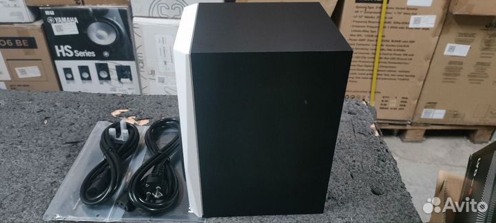 Студийный монитор Dynaudio LYD-5 white (арт. 30099