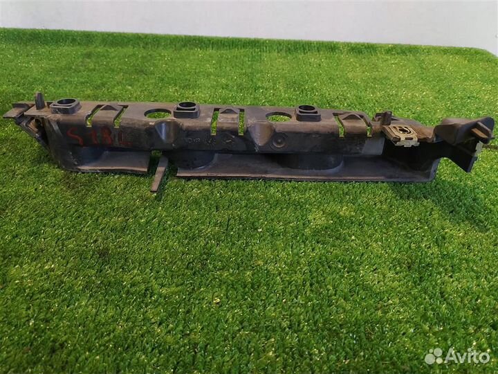 Кронштейн бампера переднего левый Peugeot 407 (6E