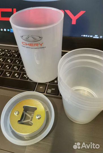 Походные рюмки Chery в стакане