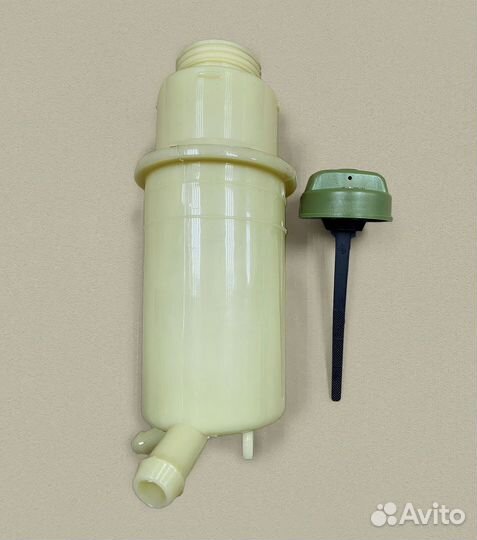 Бачок гур Chery Amulet A113408010 (новый)