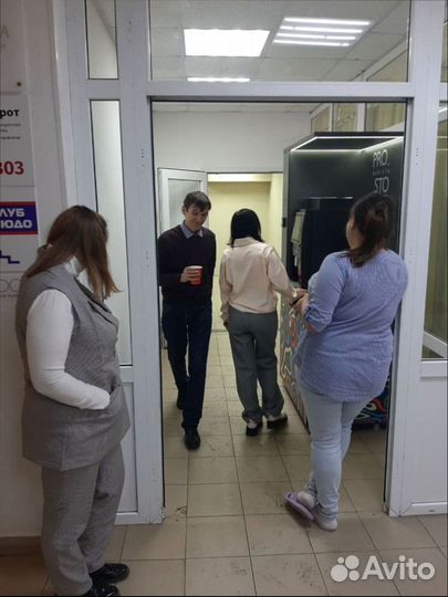 Торговый автомат с кофе антивандальный