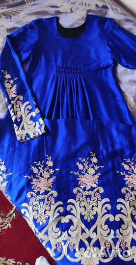 Платье женское