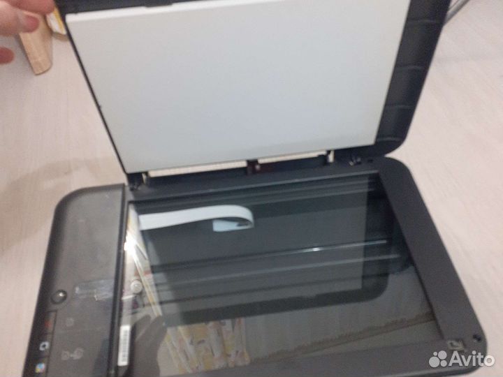 HP Deskjet 2050 принтер