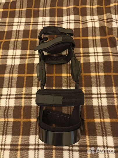 Коленный ортез Fosta FS1210 левый