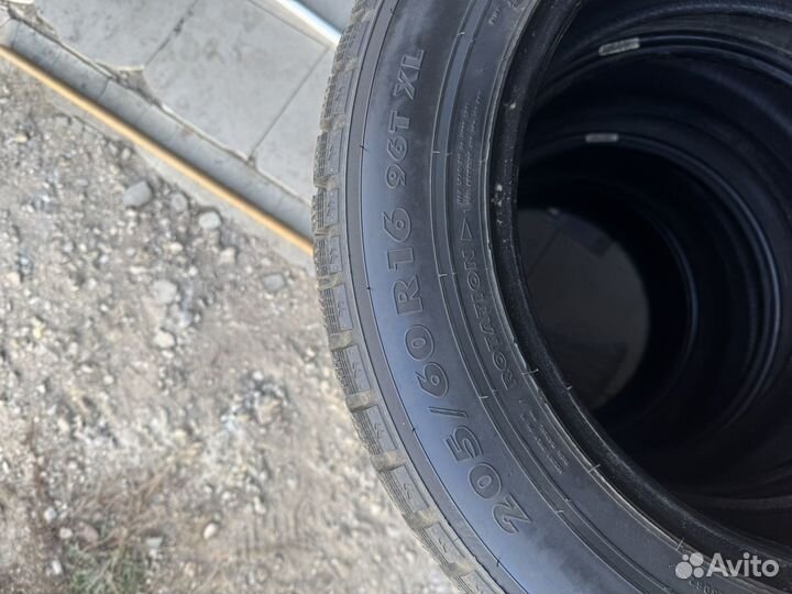 Nokian Tyres Hakkapeliitta 7 205/60 R16