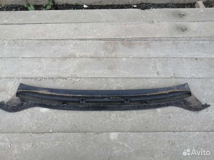 Жабо накладка под дворники Opel Astra J