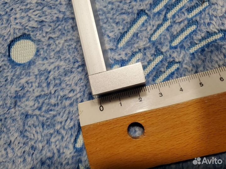 Ручки для кухонной мебели пластиковые