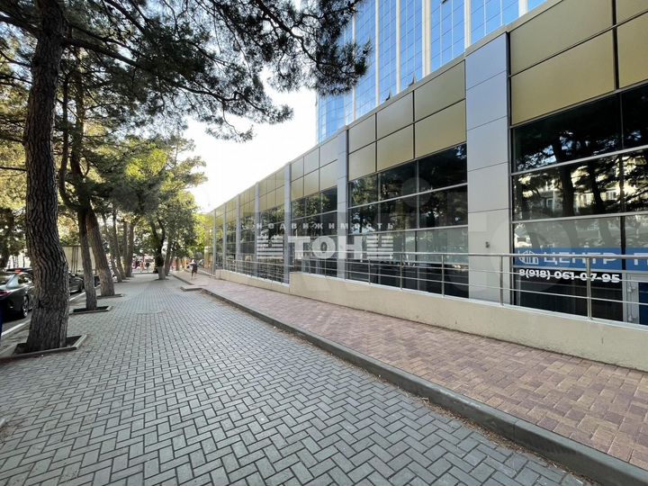 Продаётся торговое помещение в Геленджике, 128.2 к