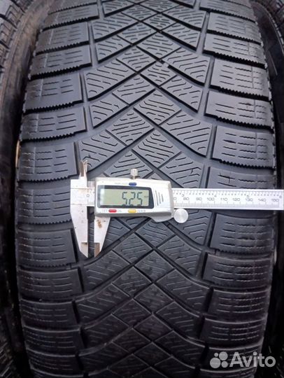 Pirelli Ice Zero FR 245/50 R19 105H