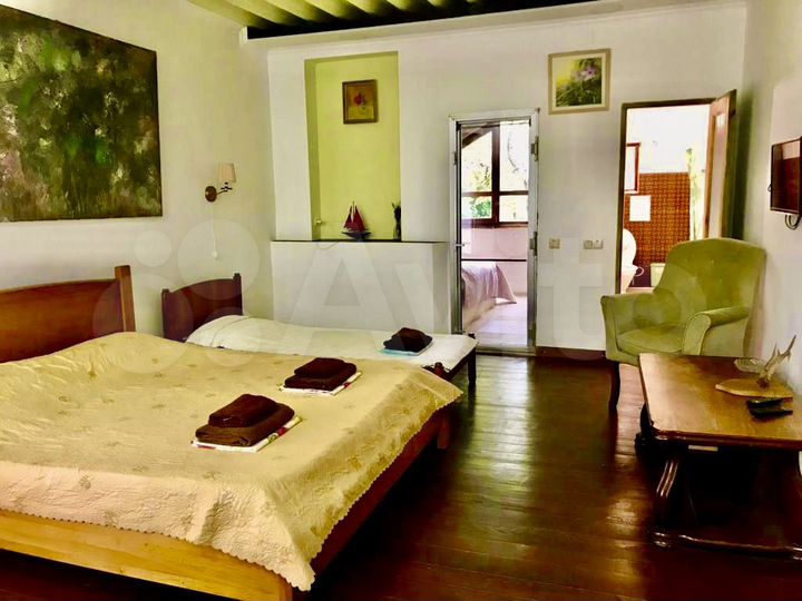 Дом 350 м² на участке 10 сот.