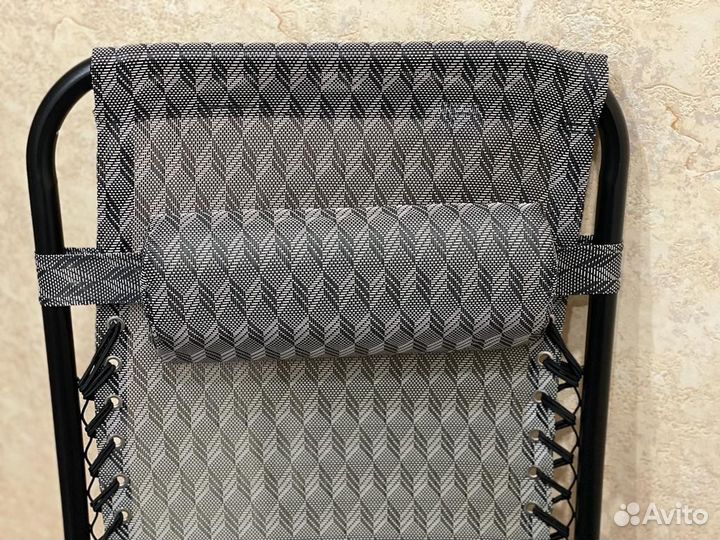 Кресло шезлонг складное новое