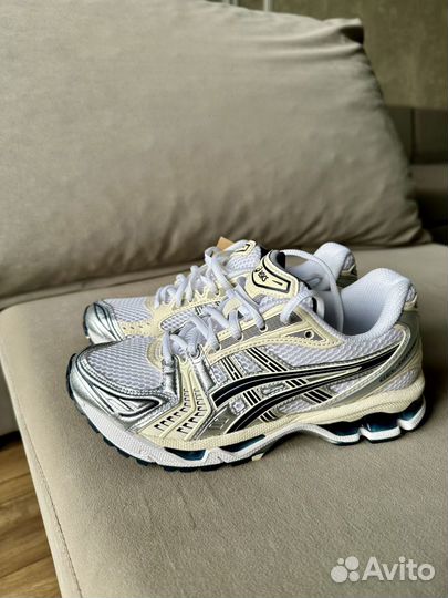 Оригинальные кроссовки Asics Gel-Kayano 14 