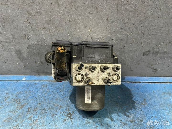 Блок ABS Volkswagen Golf 6