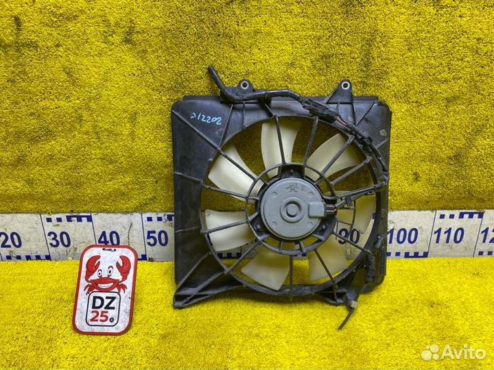 Диффузор радиатора передний правый Honda