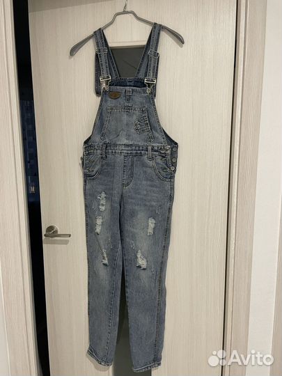 Комбинезон женский