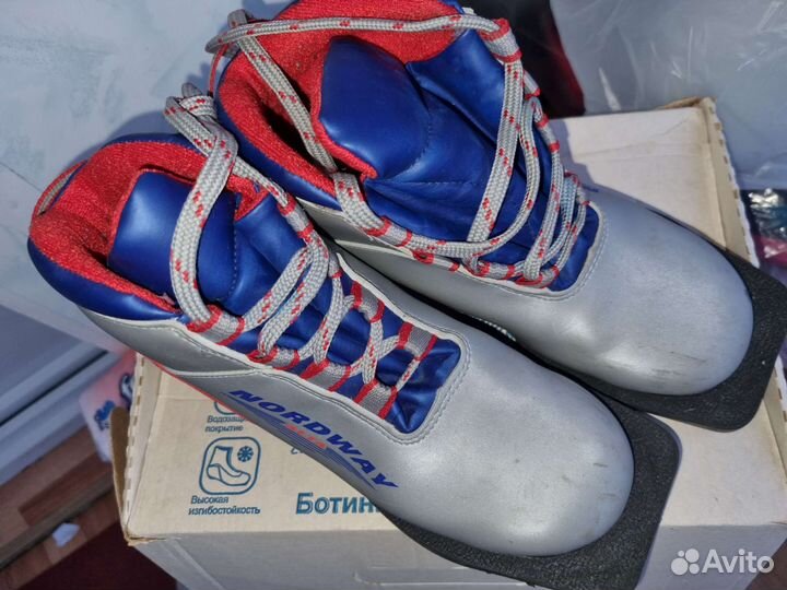 Лыжные ботинки 35размер