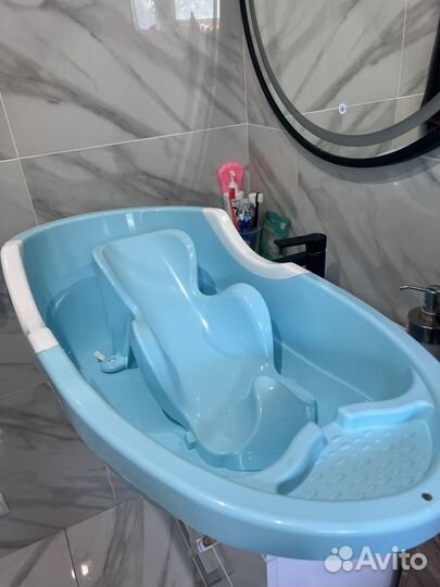 Детская ванночка для купания с горкой