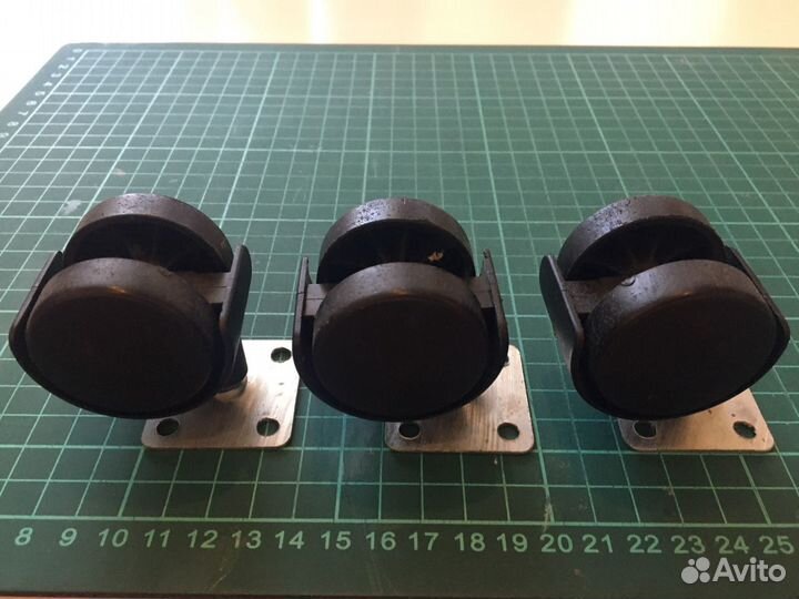 Колесики для мебели / Доставка