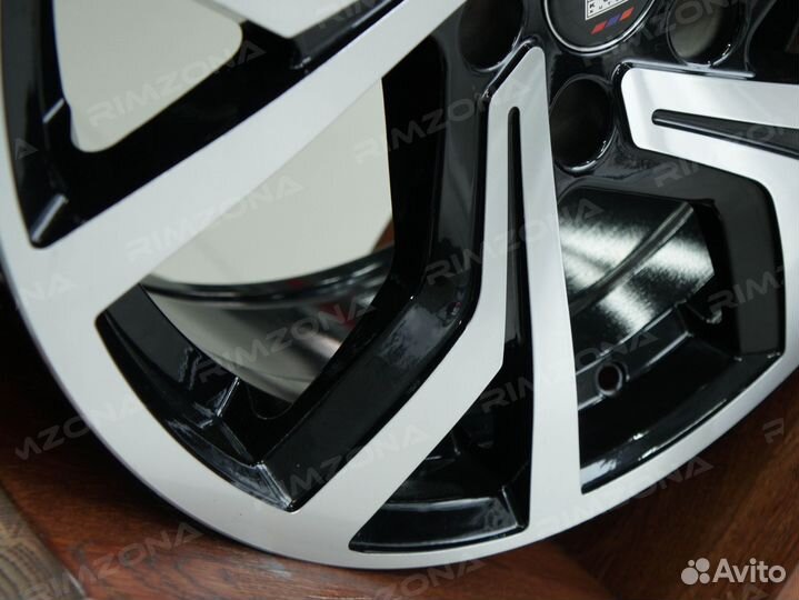 Литые диски Stuttgart R17 для Golf. Рассрочка