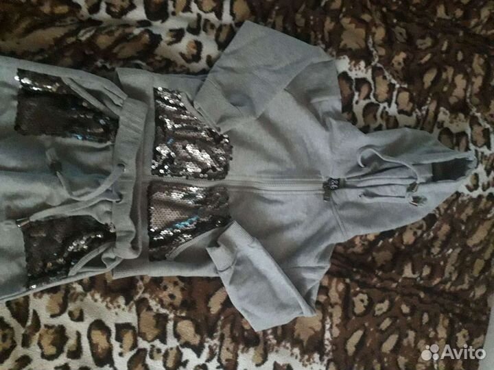 Спортивный костюм