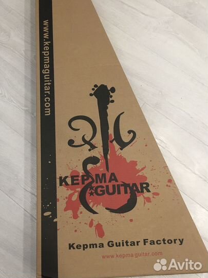 Картонные коробки гитары Yamaha F310 с чехлом упак