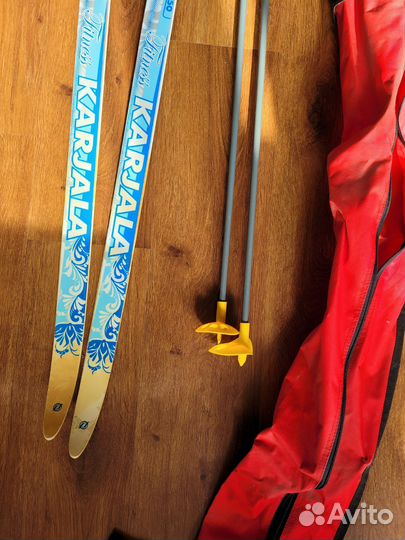 Беговые лыжи, ботинки 36 размер и чехол