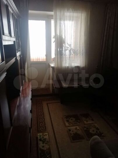 Доля в 2-к. квартире, 69,3 м², 1/5 эт.