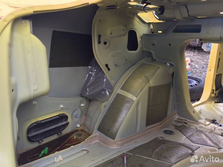 Крыло заднее левое Volkswagen Polo