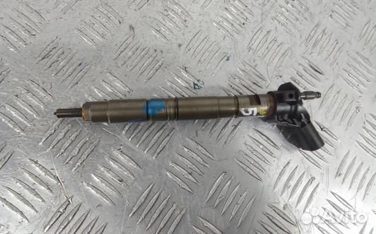 Форсунка дизельная audi A6 C6 (ZML09AL05)