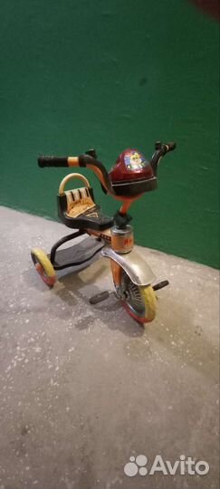 Детский трехколесный велосипед