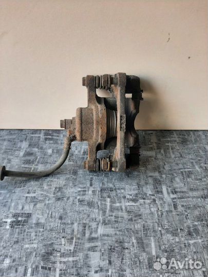 Суппорт передний левый Daewoo Matiz M150