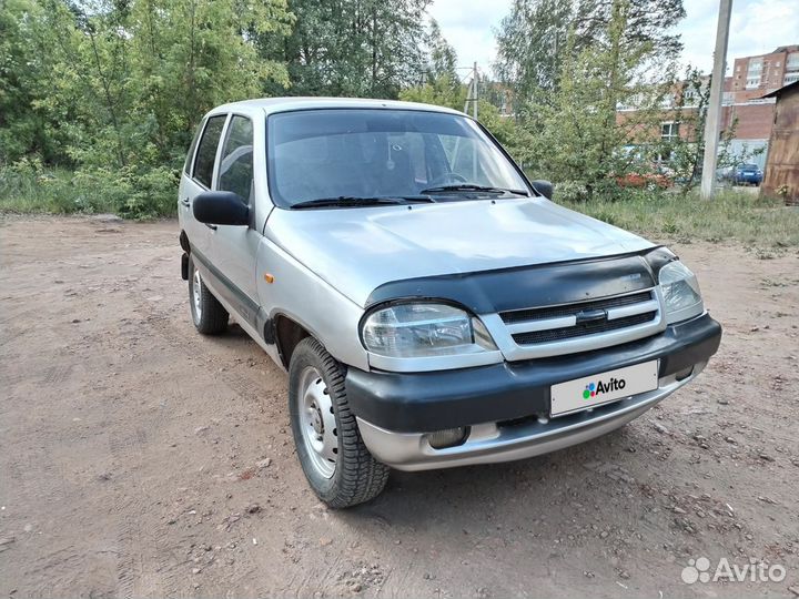 Chevrolet Niva, 2004