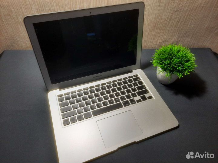 Apple MacBook Air 13 / 2013