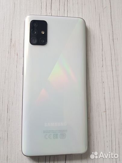 Samsung Galaxy A51, 4/64 ГБ