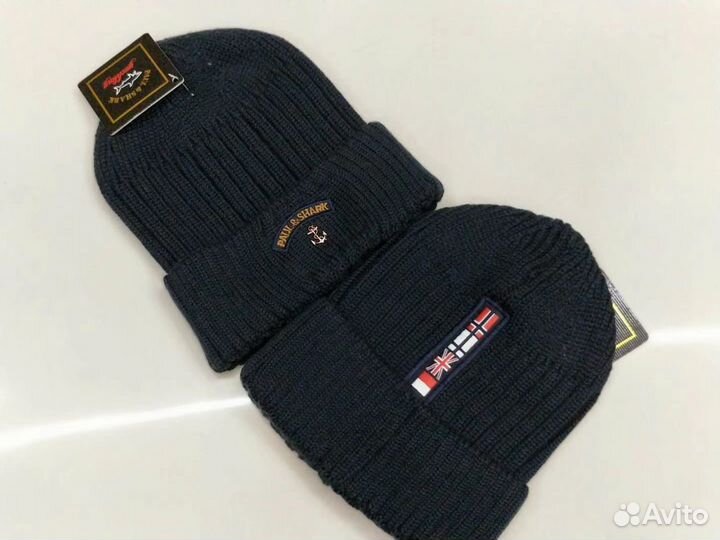 Шапка с отворотом Paul Shark