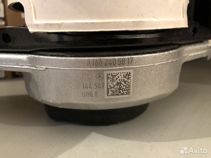 Опора двс Mercedes Benz