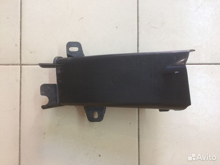 BMW F10 Воздуховод тормозов левый с Японии